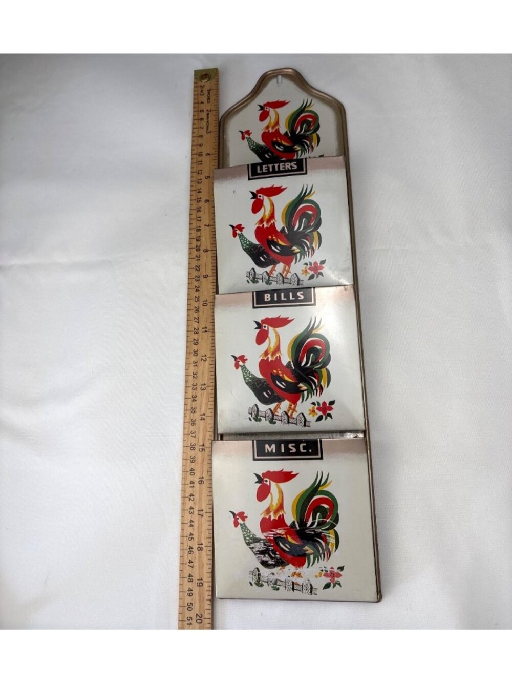 Vintage Tin Metal Rooster Wall Organizer 3 Compartments - Letters Bills Misc - Picture 6 of 12